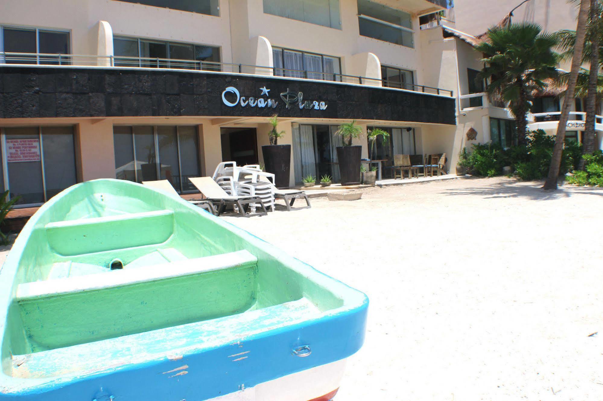 Ocean Plaza Condos Плая-дель-Кармен Экстерьер фото